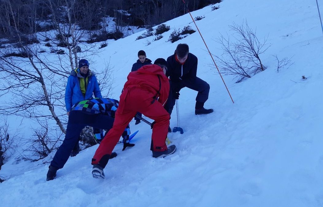 SECOURS en MONTAGNE